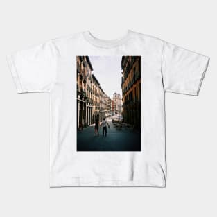 Madrid. A Couple Walking. 2004 Kids T-Shirt